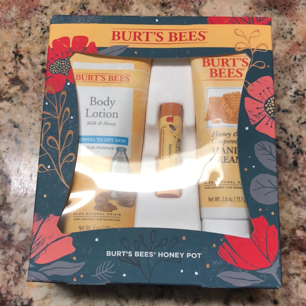 Brunt’s Bees Set - Picture 2 of 3